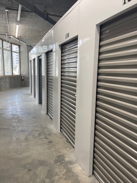 More Photos Of 9902 S Thomas Dr, Panama City Apartments For Sale