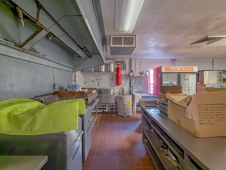 More Photos Of 4806 Jackson Cove Rd, Tallahassee Restaurant For Sale