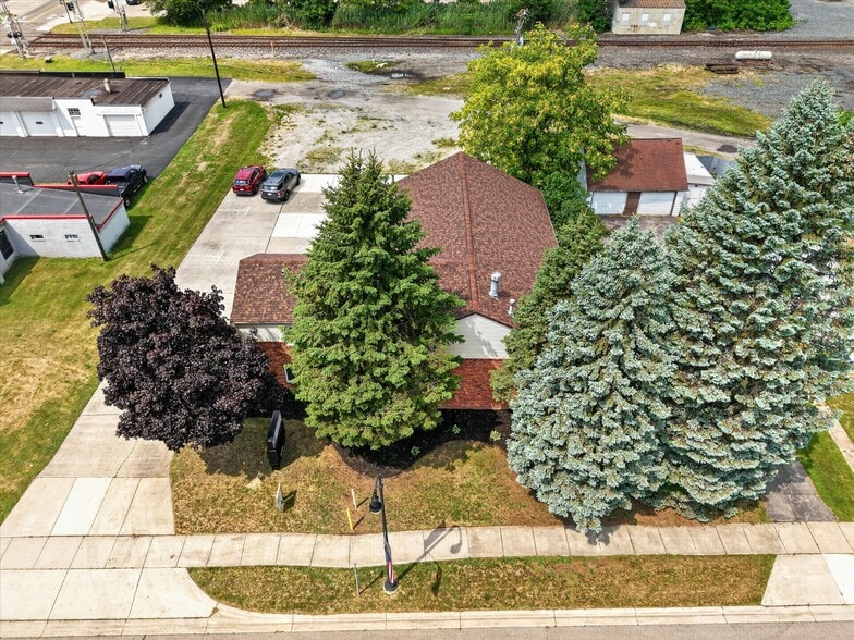 More Photos Of 36050 Goddard Rd, Romulus Auto Repair For Sale