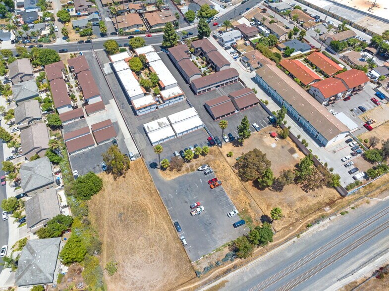 More Photos Of 628 W California Ave, Vista Apartments For Sale