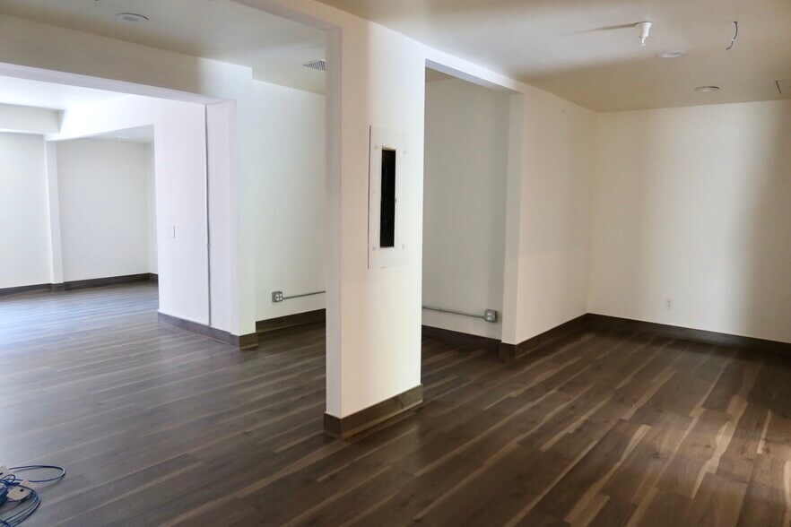 More Photos Of 5860-5862 Avalon Blvd, Los Angeles Medical For Lease