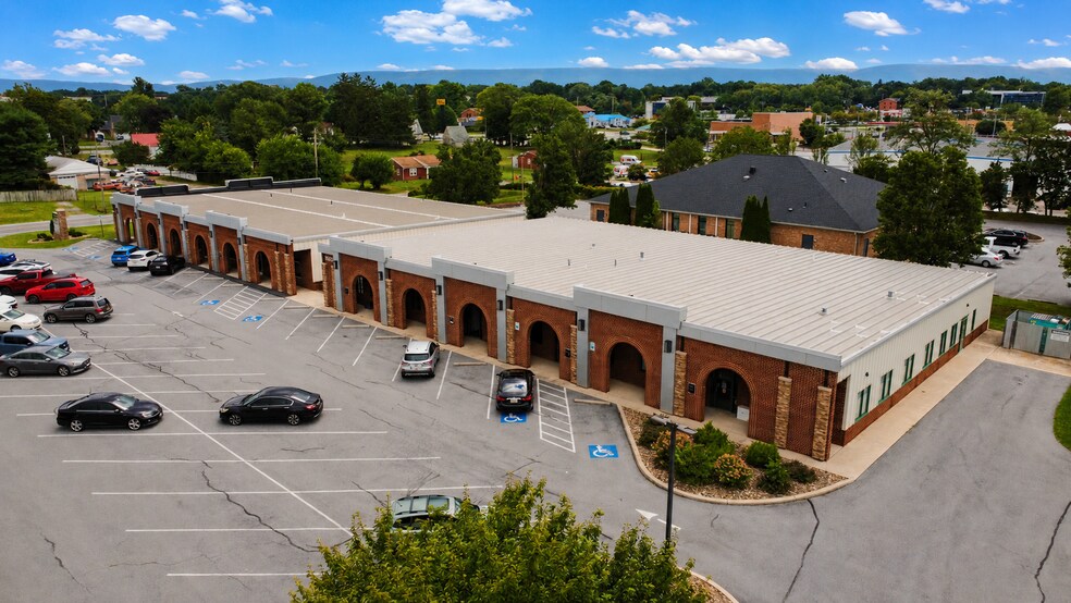 More Photos Of 1825-1829 Howell Rd, Hagerstown Office For Sale