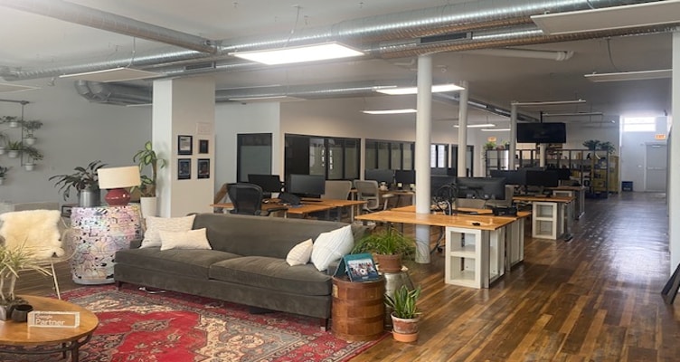 More Photos Of 2540 W North Ave, Chicago Loft Creative Space For Sale