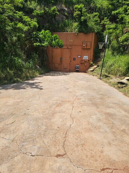 More Photos Of 94-990 Pakela St, Waipahu Self Storage For Sale