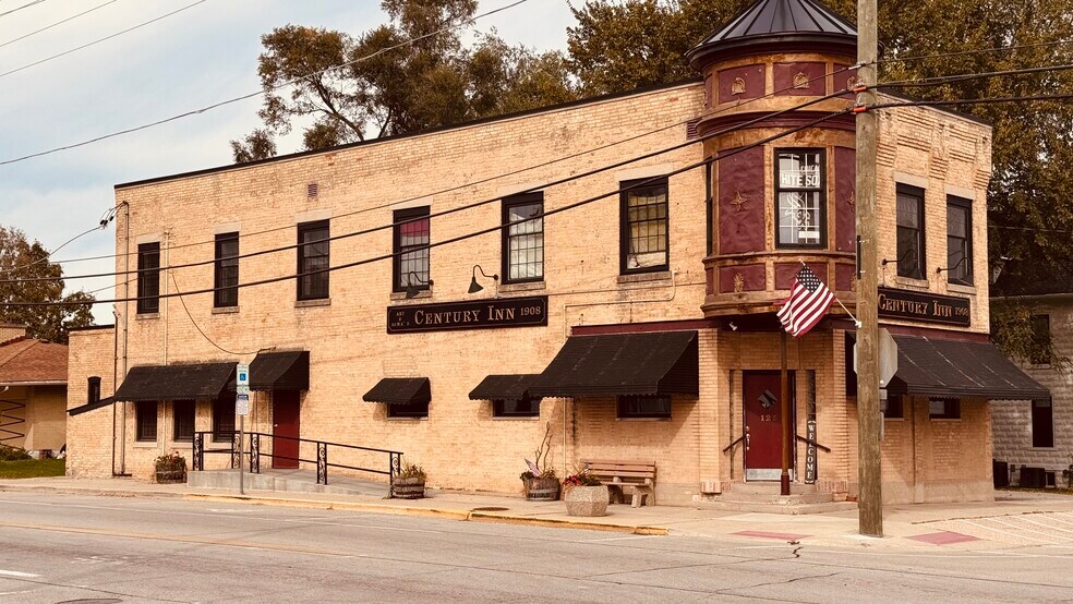 More Photos Of 125 N Main St, Burlington Storefront Retail Residential For Sale