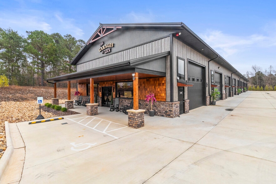 More Photos Of 144 McCrary Rd, Mooresville Flex For Sale