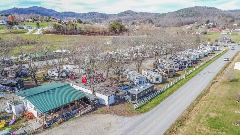 Primary Photo Of 3330 Line Springs Rd, Sevierville Trailer Camper Park For Sale