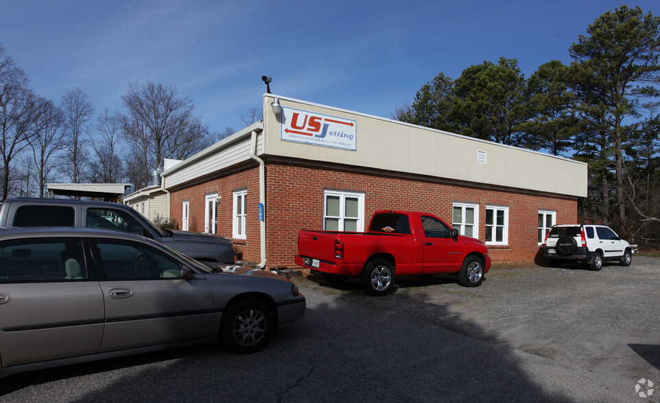 Primary Photo Of 850 McFarland Rd, Alpharetta Warehouse For Lease