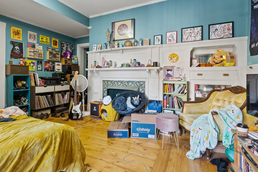 More Photos Of 743 Congress St, Portland Storefront Retail Office For Sale