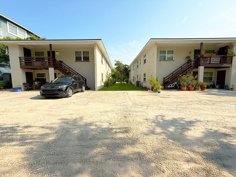 More Photos Of 408 13th Ave N, Jacksonville Beach Multifamily For Sale