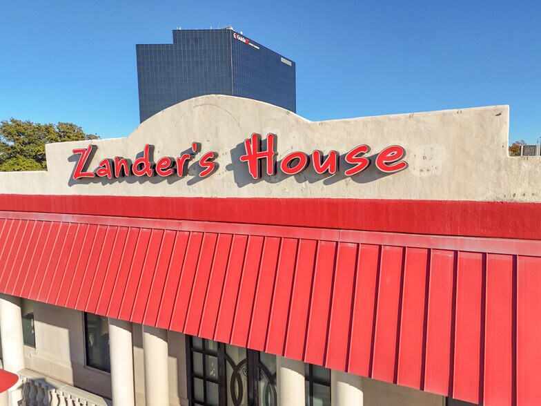 More Photos Of 2300 N Central Expy, Plano Restaurant For Sale