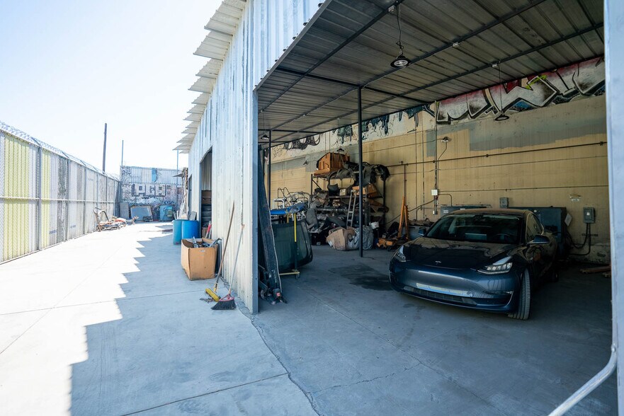 More Photos Of 12301 Sherman Way, North Hollywood Warehouse For Sale