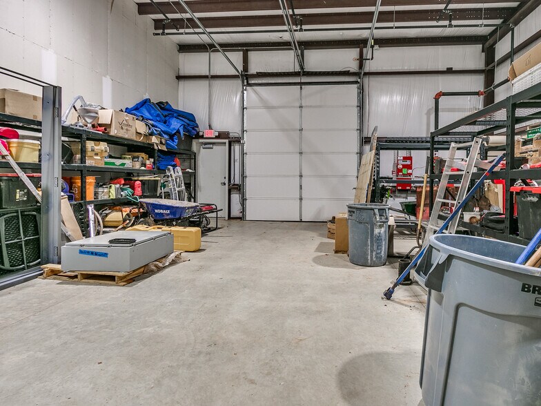 More Photos Of 8890 S Sunnylane Rd, Oklahoma City Flex For Sale