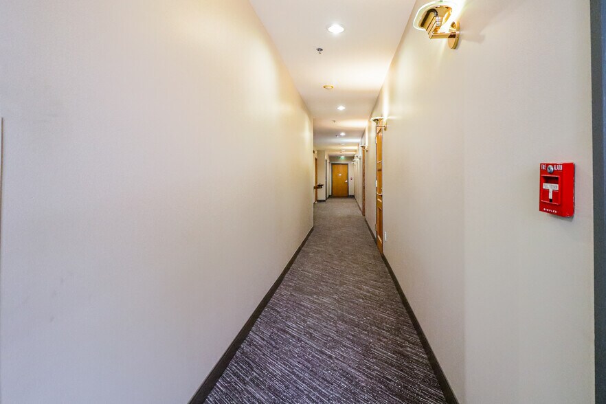 More Photos Of 108-122 W Jefferson St, Syracuse Office Residential For Sale