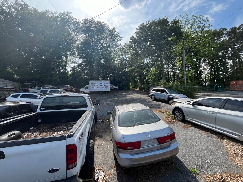 More Photos Of 2270 S Cobb Dr, Smyrna Auto Dealership For Sale