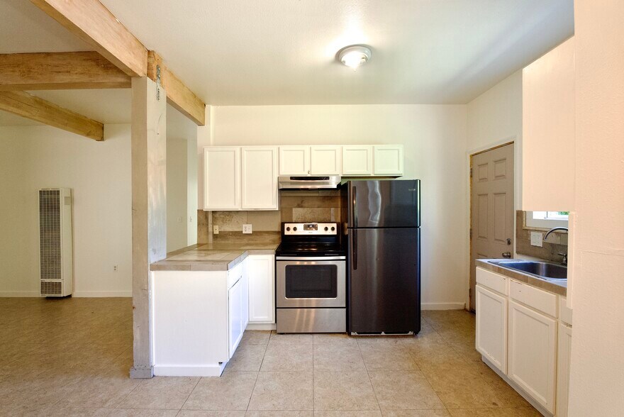 More Photos Of 1313 Sacramento St, Vallejo Multifamily For Sale