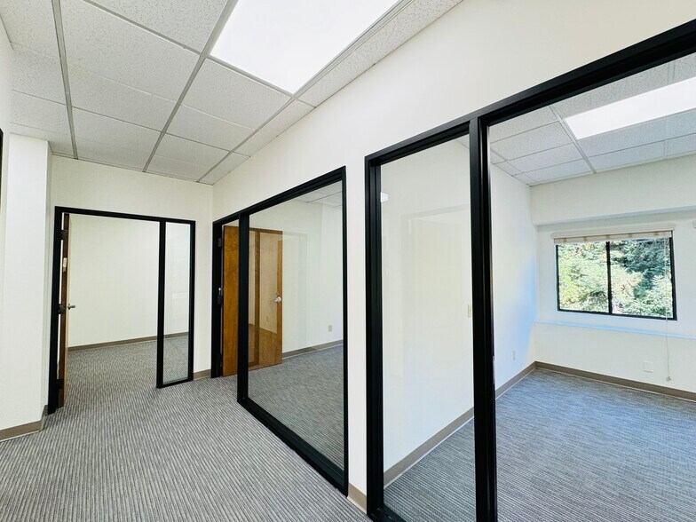 More Photos Of 20665 4th St, Saratoga Loft Creative Space For Lease