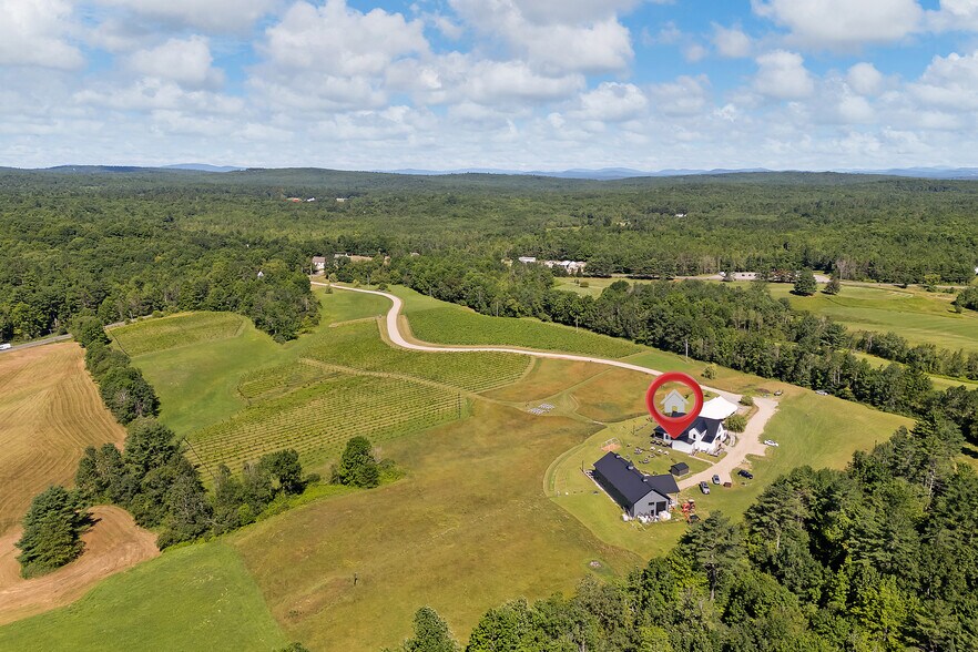 More Photos Of 10 Leeds Junction Rd, Leeds Winery Vineyard For Sale