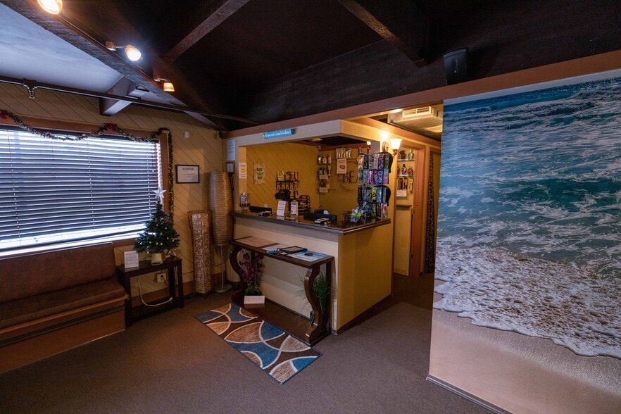 More Photos Of 502 E John St, Champaign Unknown For Lease