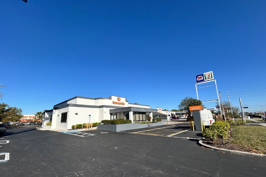 More Photos Of 1902 N Dale Mabry Hwy, Tampa Restaurant For Lease