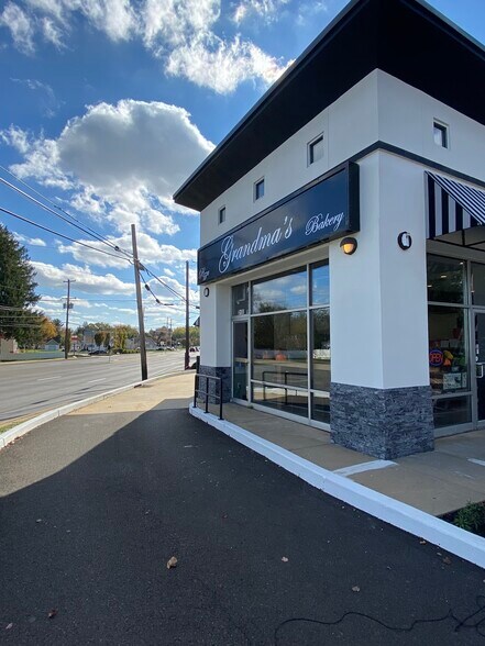 More Photos Of 2700 Easton Rd, Willow Grove Unknown For Lease