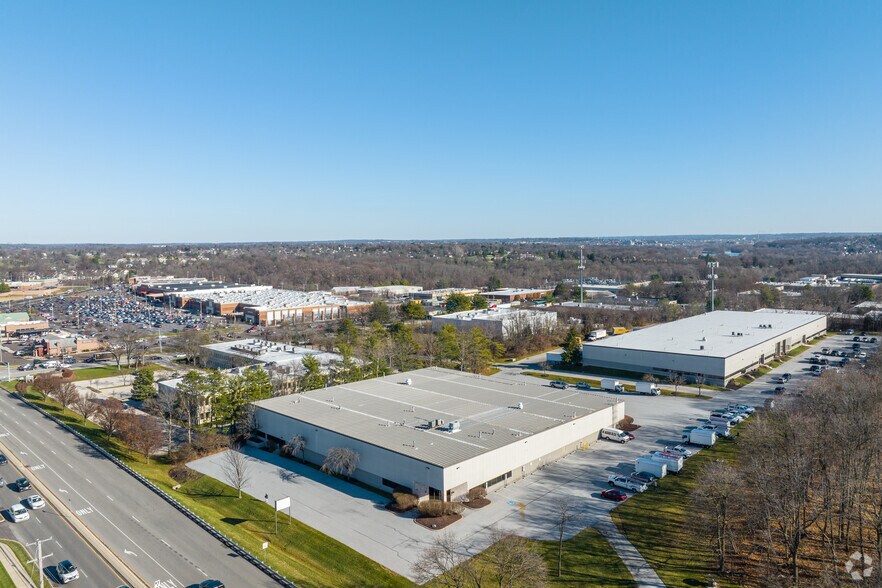 More Photos Of 2564 Boulevard of the Generals, Norristown Light Distribution For Lease