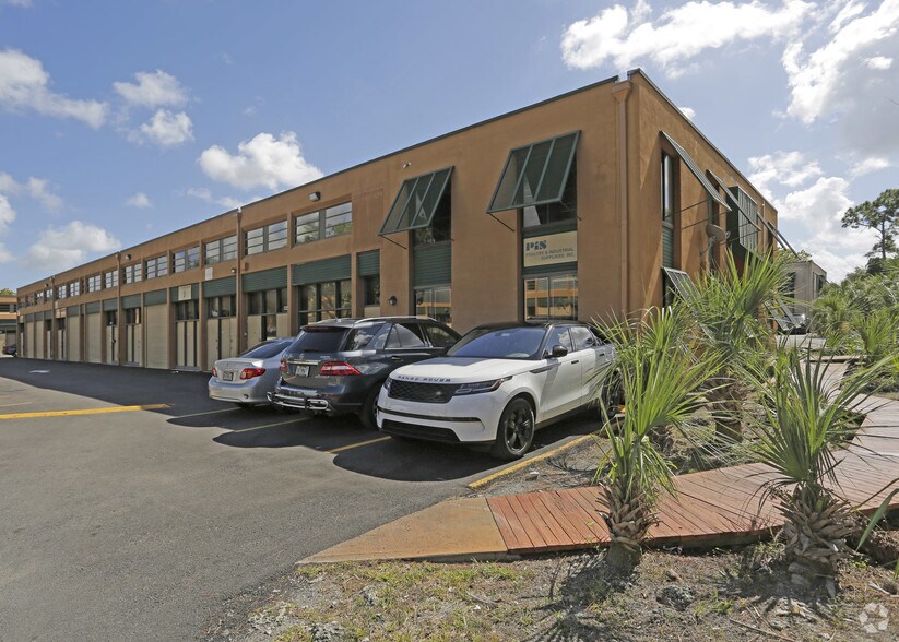 More Photos Of 12217 SW 132nd Ct, Miami Light Distribution For Sale