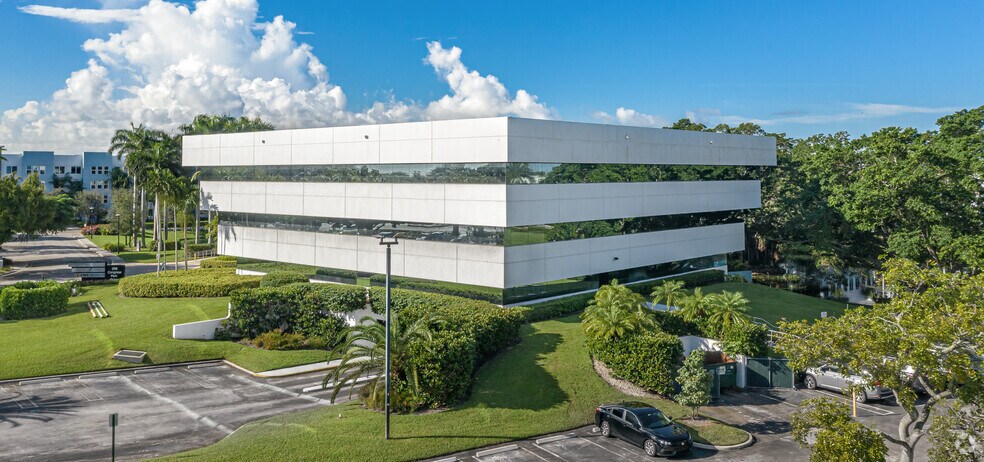 More Photos Of 220 Congress Park Dr, Delray Beach Office For Lease