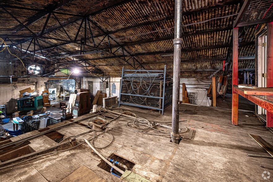 More Photos Of 1500 Robert C Blakes SR Dr, New Orleans Industrial For Sale