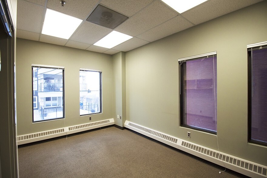 More Photos Of 131 Provencher Blvd, Winnipeg Office For Lease