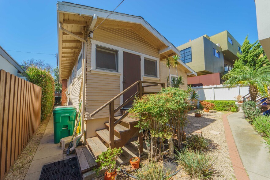 More Photos Of 1714 Robinson Ave, San Diego Apartments For Sale