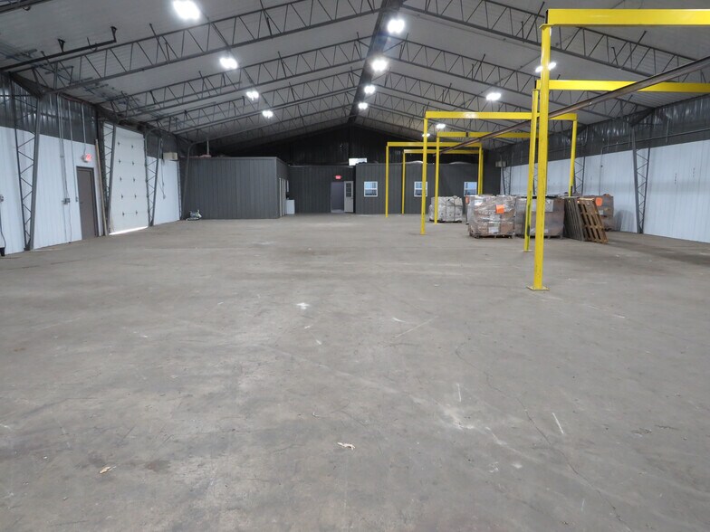 More Photos Of 9239 Atlantic Rd, Atlantic Manufacturing For Sale