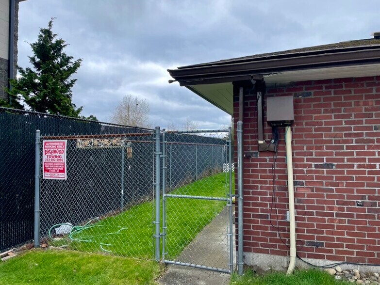 More Photos Of 4902 111th St SW, Lakewood Multifamily For Sale