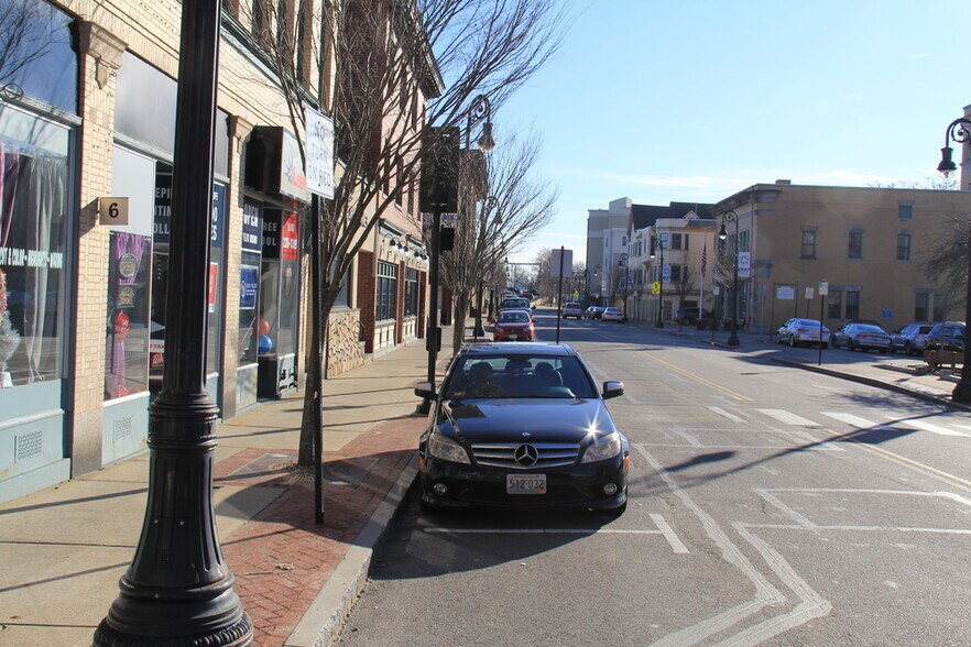 More Photos Of 1 Park St, Attleboro Storefront Retail Office For Lease