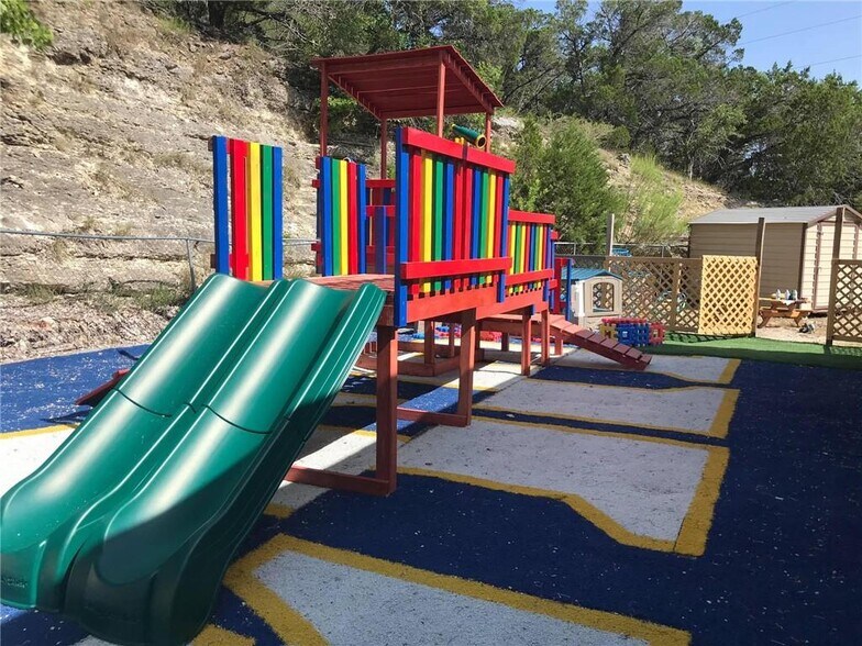 More Photos Of 130 Charter Oak Dr, Canyon Lake Daycare Center For Lease