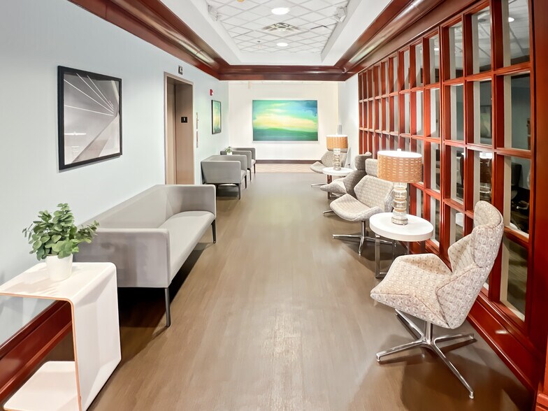 More Photos Of 9005 Overlook Blvd, Brentwood Coworking Space