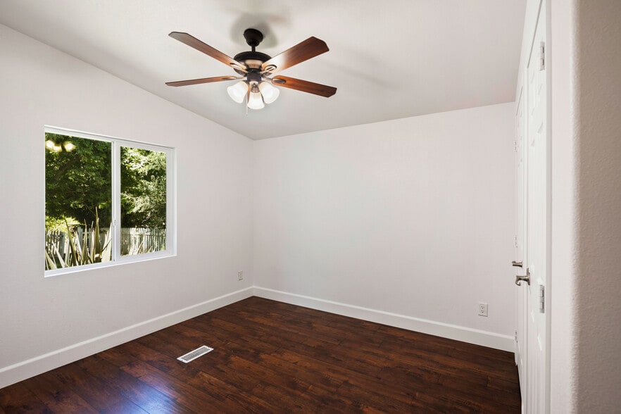 More Photos Of 38831 Pauba Rd, Temecula Land For Sale