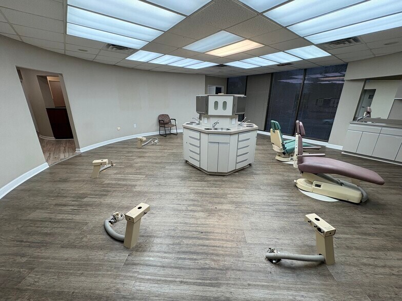 More Photos Of 319 N Pine St, Spartanburg Medical For Lease