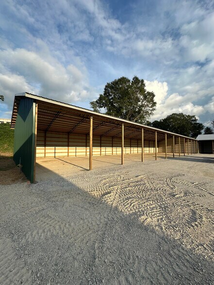More Photos Of 825 Airport Dr, Alexander City Land For Lease