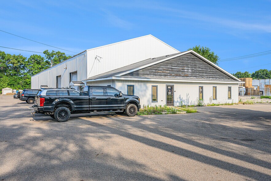More Photos Of 9340 Shaver Rd, Portage Manufacturing For Sale