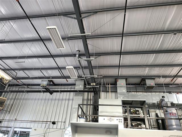 More Photos Of 1147 S Lewis Ave, Tulsa Freestanding For Lease