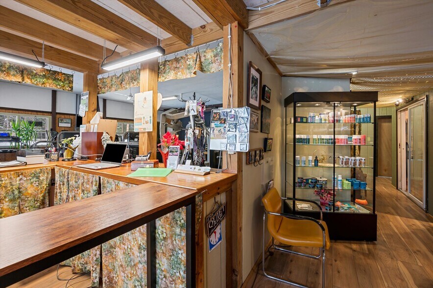 More Photos Of 3947 Route 899, Marienville Freestanding For Lease