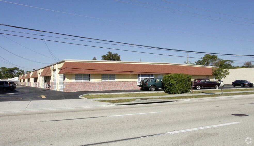 More Photos Of 1331 S Dixie Hwy W, Pompano Beach Industrial For Sale