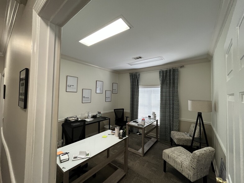 More Photos Of 850 Kennesaw Ave NW, Marietta Medical For Lease