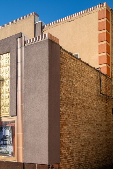 More Photos Of 230 Main St, Hobart Movie Radio TVStudio For Sale