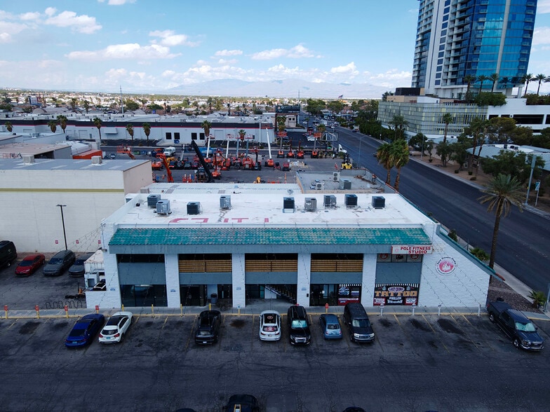 More Photos Of 4275 Arville St, Las Vegas Unknown For Lease