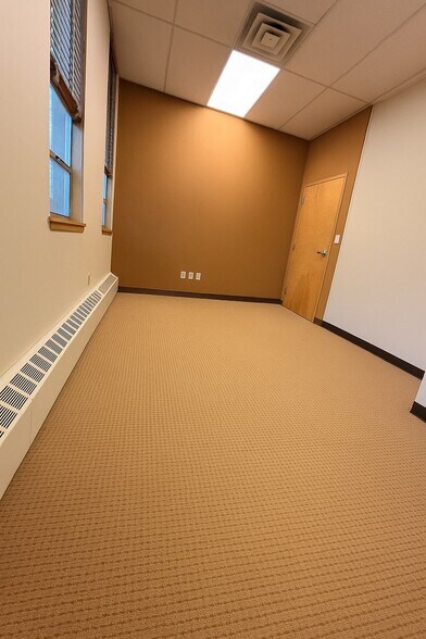 More Photos Of 1425 Broad St, Clifton Medical For Lease