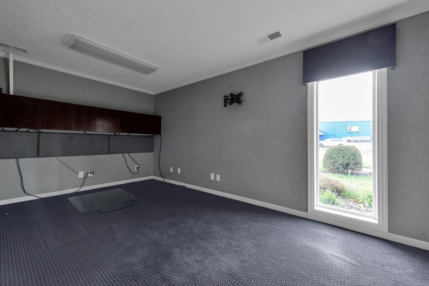 More Photos Of 444-454 E Center St, Marion Office For Sale