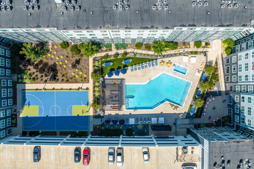 More Photos Of 104 E 7th St, Coralville Apartments For Lease