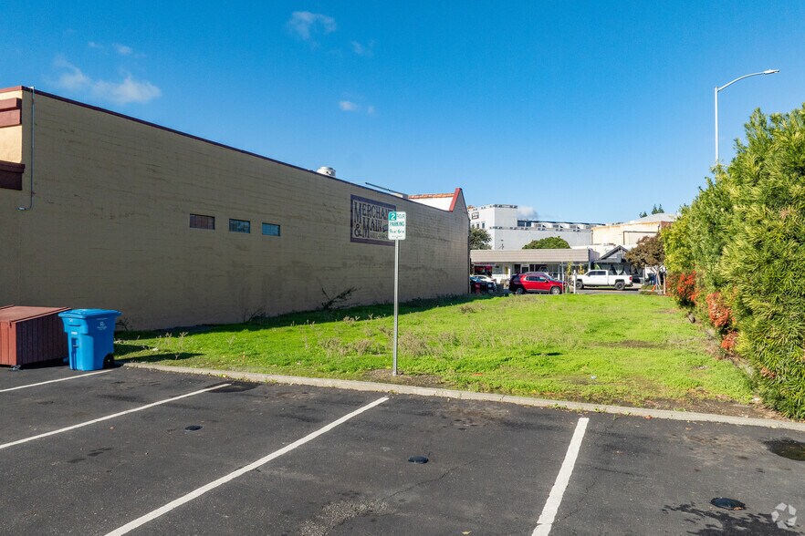 More Photos Of 0 Merchant St, Vacaville Land For Sale
